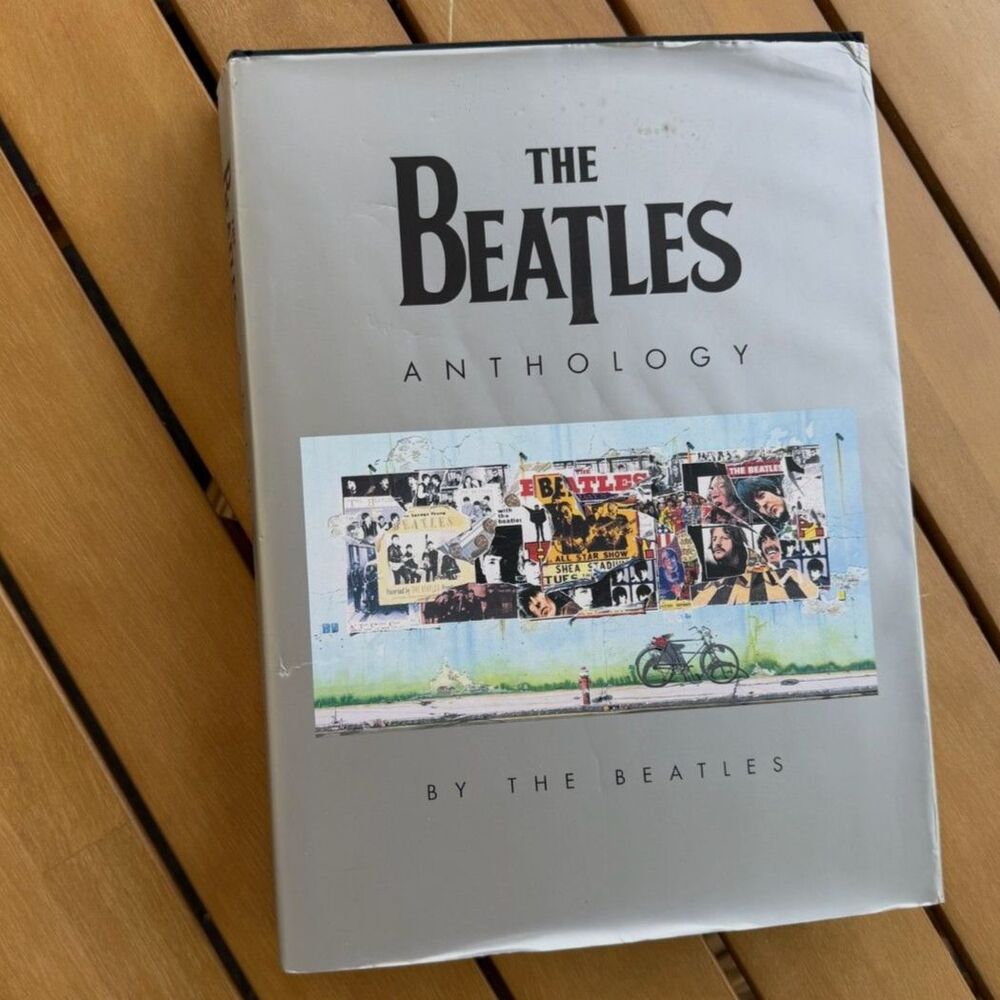 The Beatles Anthology Hardcover Book Chronicle Books 2000 First Edition w/ DJ